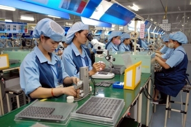 Hanoi Sets Goal for Export Breakthrough in 2026