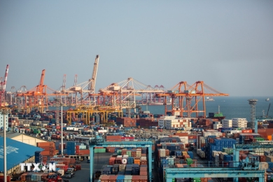 U.S. Announces New Tariffs on Japan, South Korea, and Several Other Countries